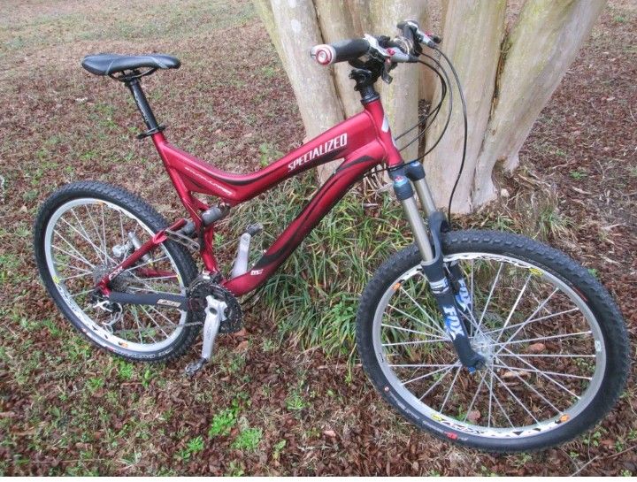 2005 Specialized Stumpjumper Expert With Fox Float Suspension $600/Obo