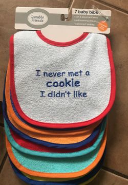 7 PIECE BIB SET