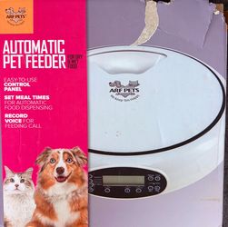 Cat Dog Automatic Feather For Dry and wet food