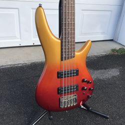 IBANEZ SR305E 5 STRING BASS WITH HARD CASE 