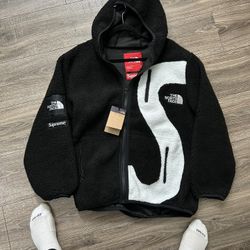 The North face X Supreme Fleece Jacket