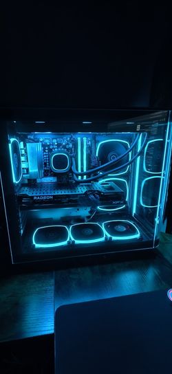 Skytech King 95 Gaming
PC-Ryzen7 7800X3D， RTX
7800XT, 1TB NVMe, 32GB 