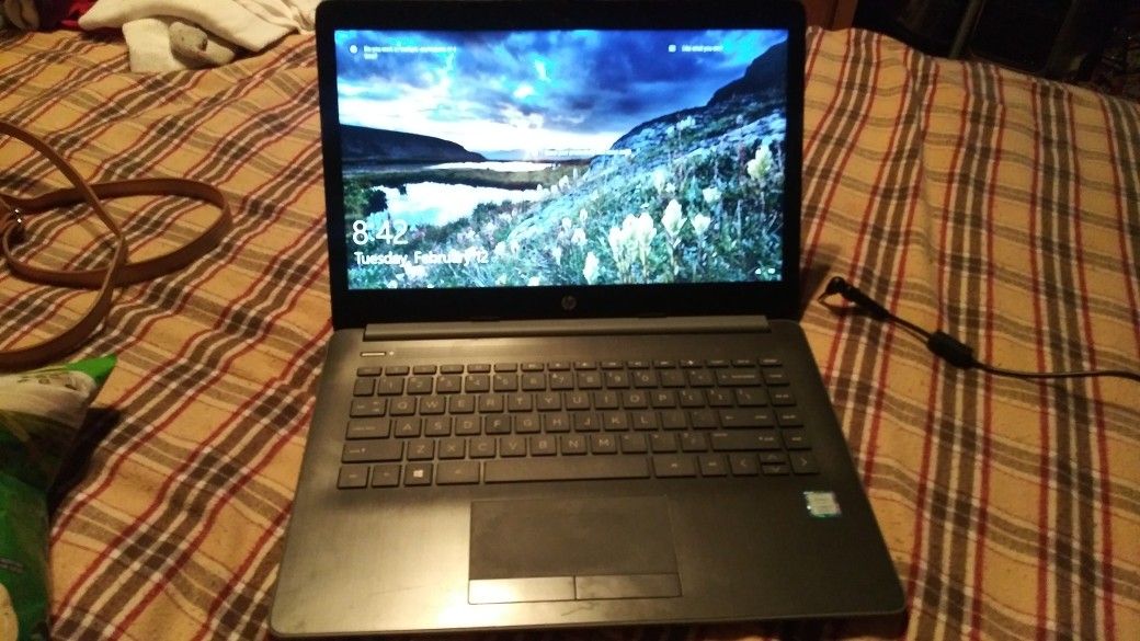 14 in HP HD NOTEBOOK INTEL I3- 8130 PROCESSOR