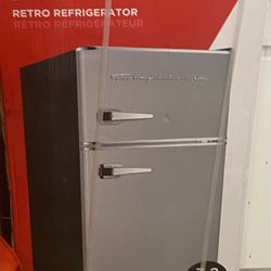 3.2 FRIGIDAIRE