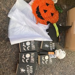 Halloween Decor