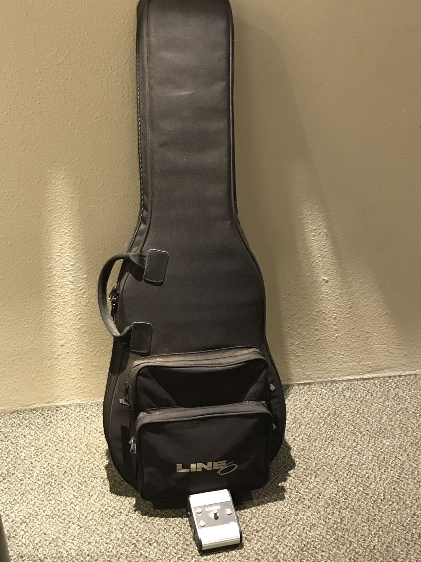 Line 6 Electric Guitar Gig Bag & Switch Pedal