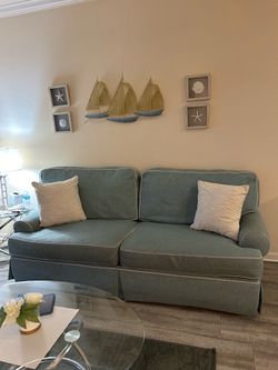 Sofa and loveseat set