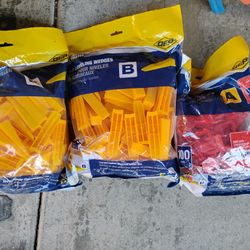 Tile Leveling Clips And Some Spacers 