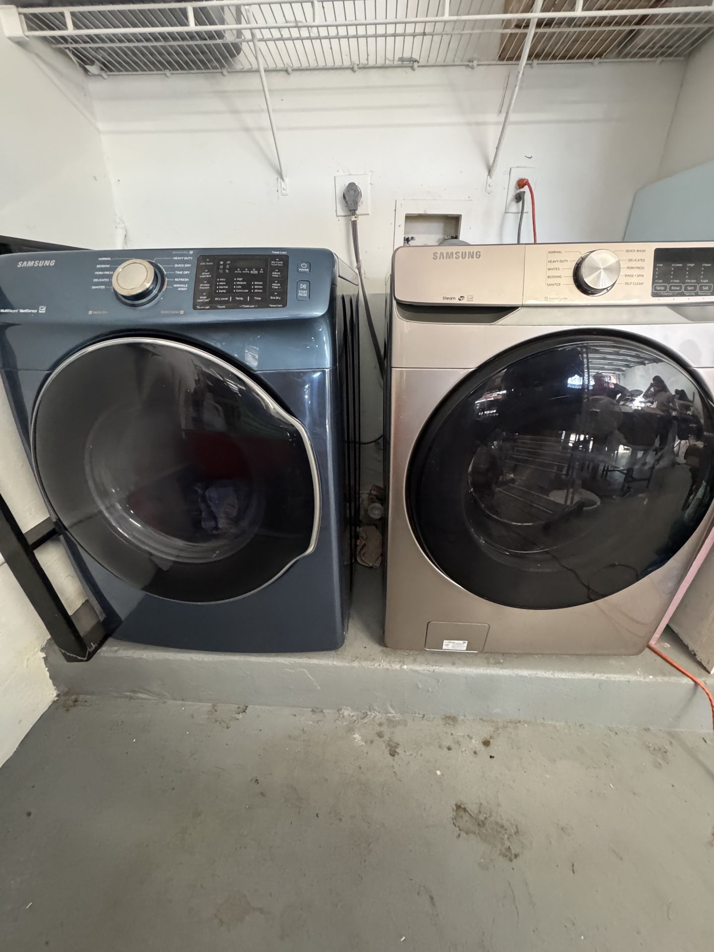Samsung Washer + Dryer!