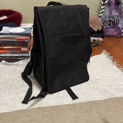 BEIS The Hanging Backpack  in Black