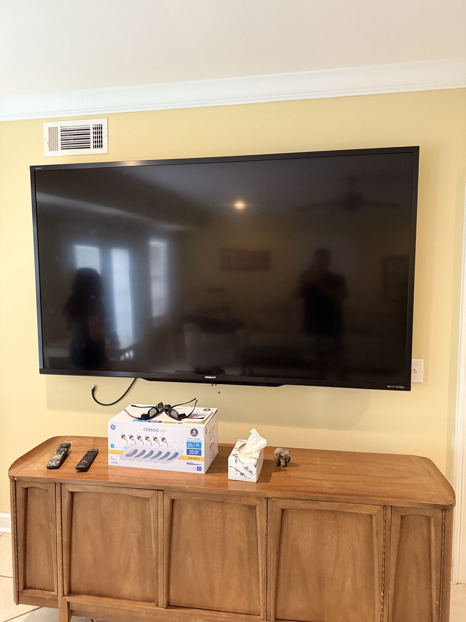 100” 3D Sharp Television