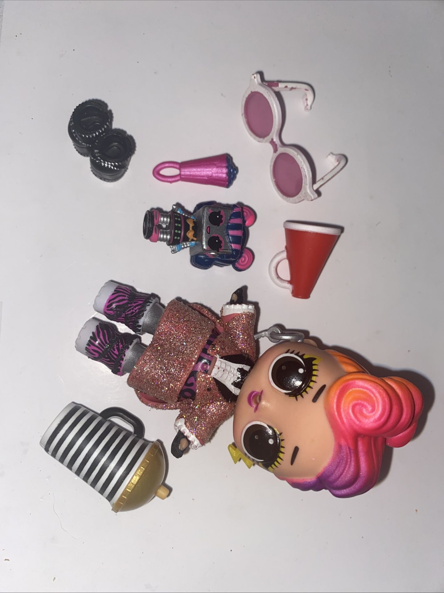 Lol Dolls Pets And Omg Doll