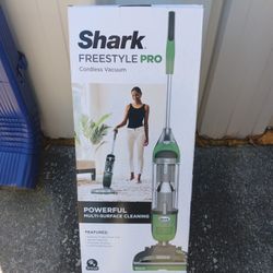 Brand New! Shark Freestyle Pro Cordless Vacuum with Precision Charging Dock SV1114