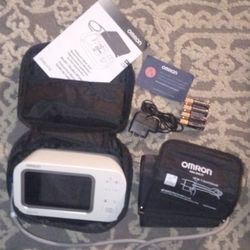 Omron Platinum Upper Arm Blood Pressure Kit 