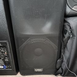 QSC KW152