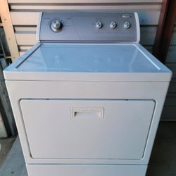 Extra Large Capacity, Whirlpool Gas Dryer!!! Commercial Quality!!! Super Reliable!!! It Works Perfectly!!! Must See To Appreciate!!!