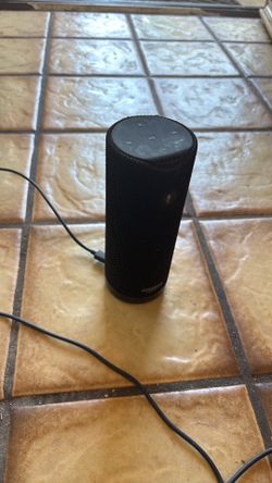 Amazon Echo 1 Tap Alexa Enabled Speaker with charging dock