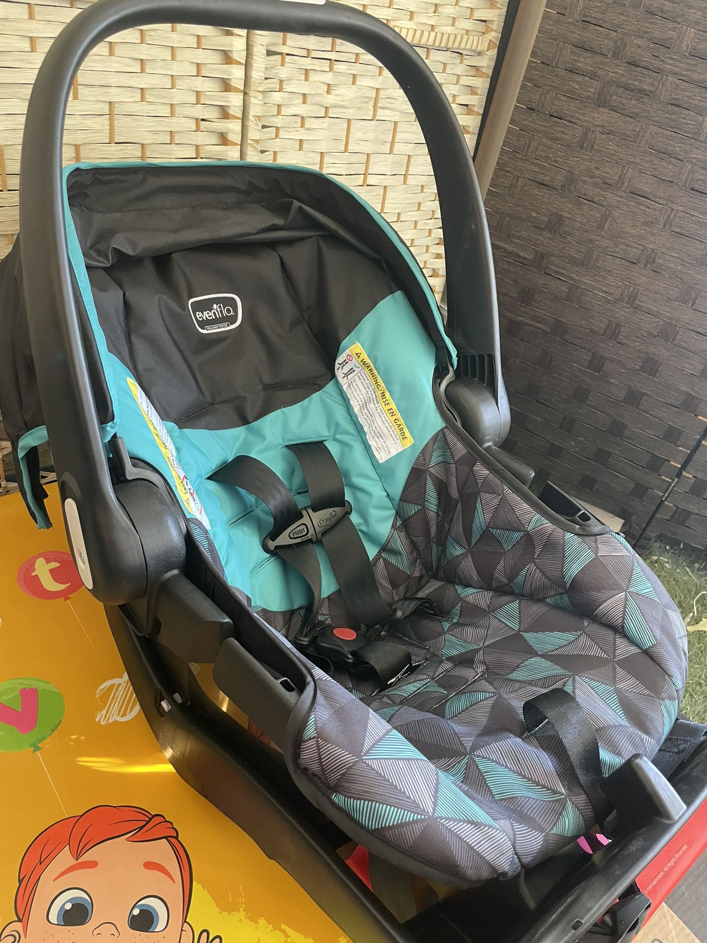 Evenflo Infant Car Seat 