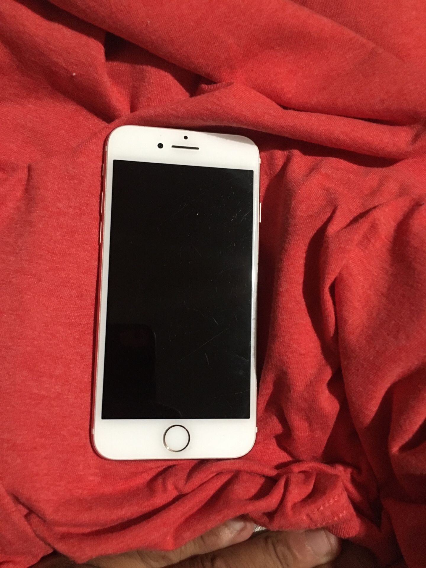 IPhone 7 32 Gs flawless like new.