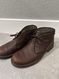 Men’s Shoes Size 9