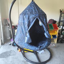 Hanging pod from Sam's club