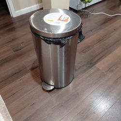 Trash Can