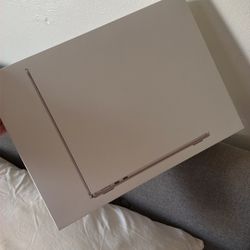 MAC BOOK AIR 
