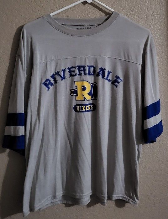 "Riverdale" Tshirt, Women's XL Tee