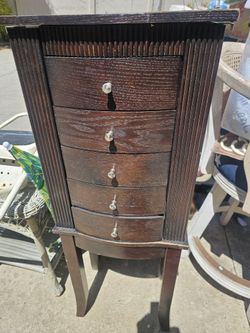 Jewelry Furniture