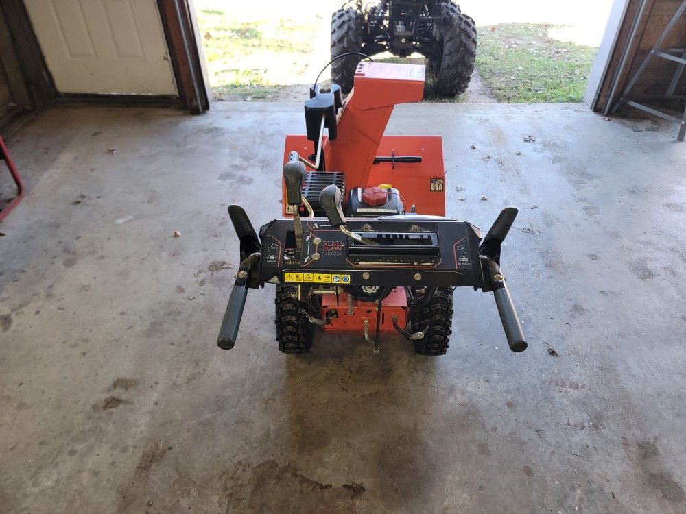 Ariens Deluxe 28