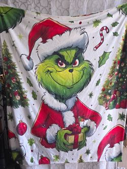 The GRINCH 4ft X 5ft Cozy Throw Blanket New (Price Is Firm)
