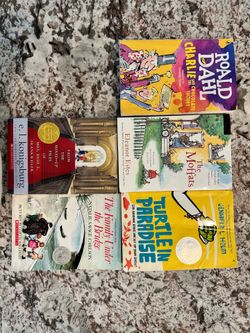 Charlie & the Chocolate Factory + Newbery Classics Bundle (6 Books)
