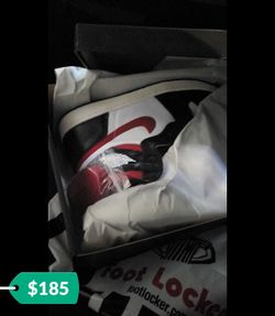 Gym red jordan 1 size 11