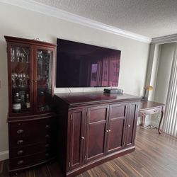 Dark Solid Wood Furniture (Console, China Cabinet, Desk) 