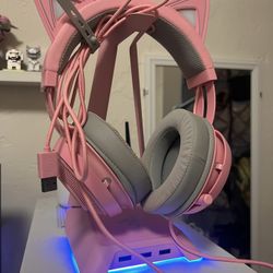 Razer Kraken Kitty RGB Headphones with Stand