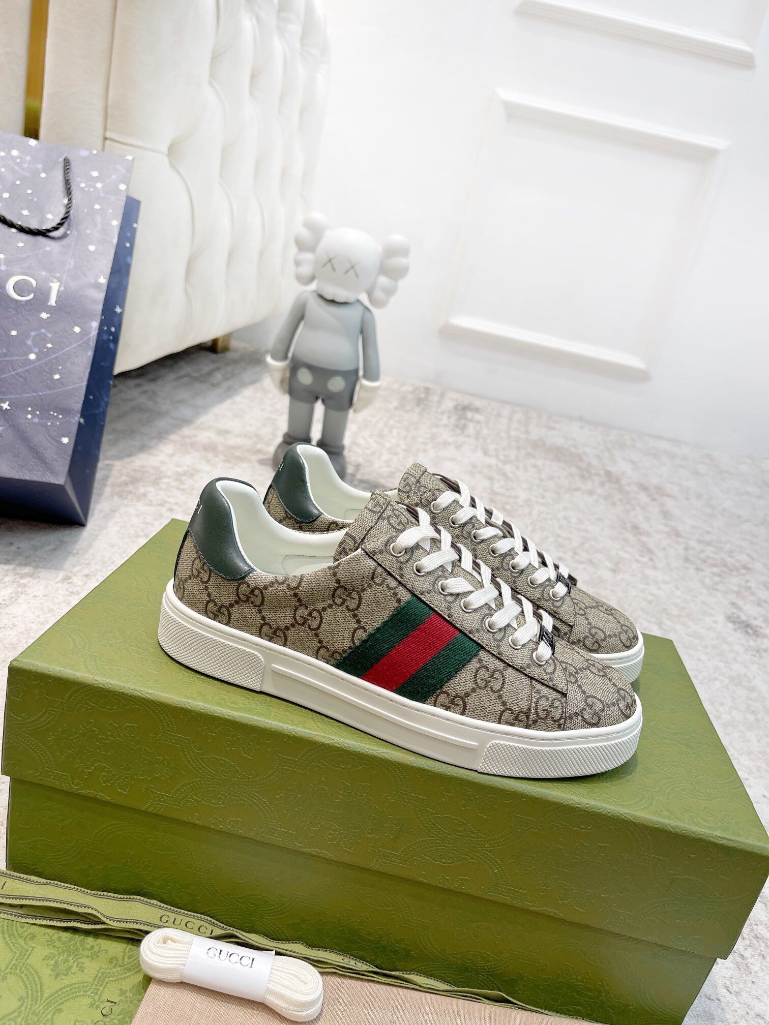 Gucci GG Men’s Shoes With Box New