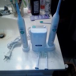 Phillips Sonicare Brushes, Chargers And UV Cleaner