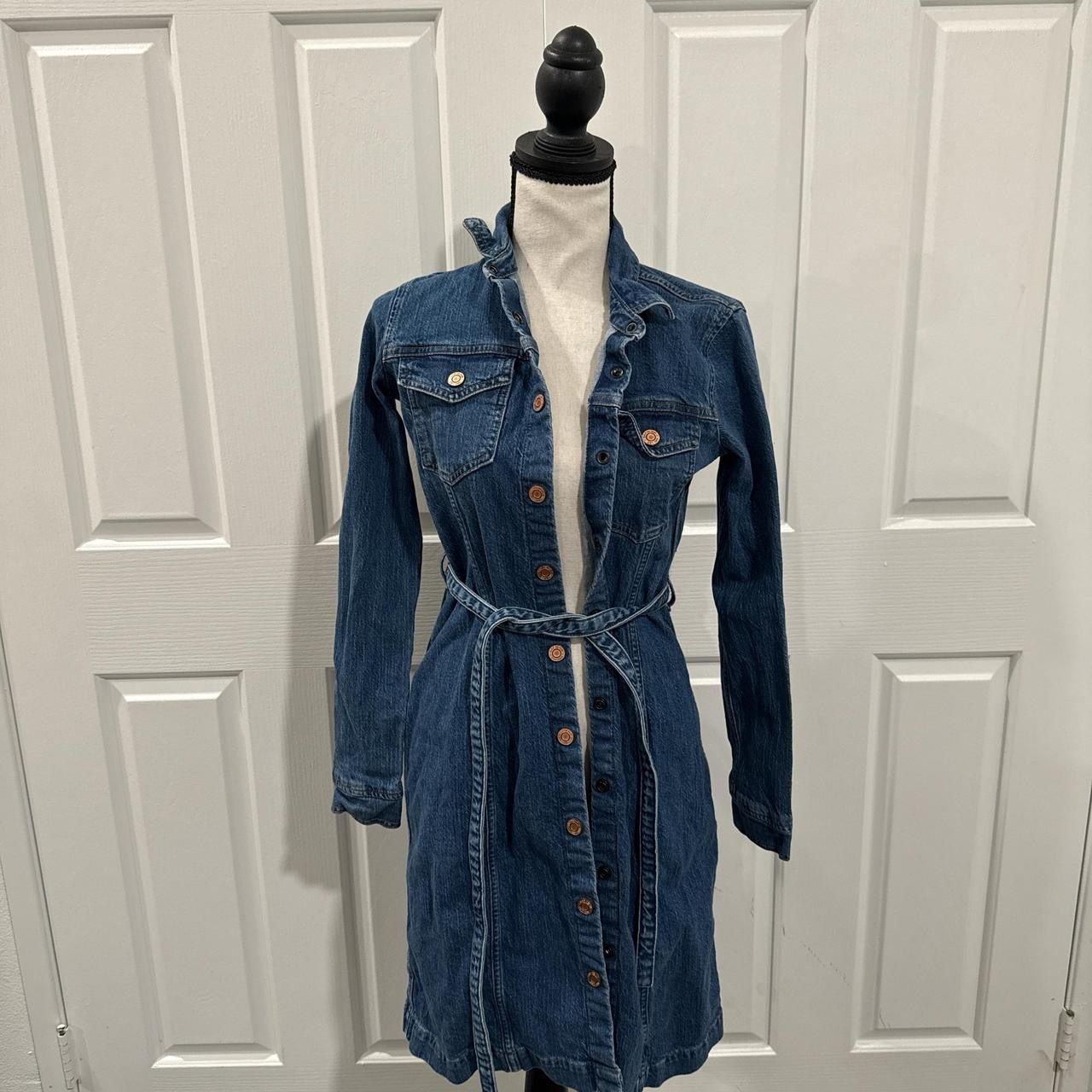 Good Condition | 2 Petite Gap Denim belted tunic dress with button up front and pockets 