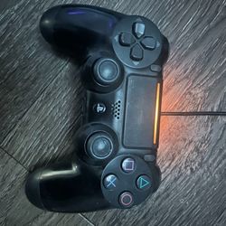 PS4 controller