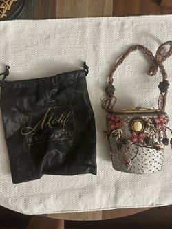 Rare Authentic MOTIF by Mary Frances Beaded Floral Evening Bag w/ Tag & Dust Bag