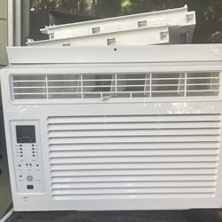 GE Window AC/air Conditioner - 6000 BTU