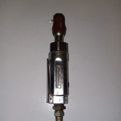 Blue Point 1/4 Inch Drive Air Wrench With Hose Connection Fitting