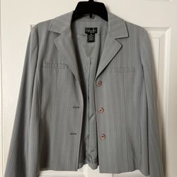 Rafaella Light Gray Pinstripe Blazer Size 10 Petite (NWOT)