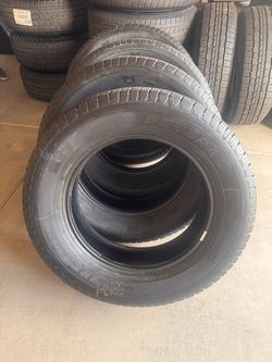 General Grabber 275/60/20 like new!