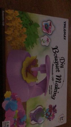 Flower Garden Building Toys - Build a Bouquet Floral Arrangement Playset for Toddlers and Kids Gifts Age 3, 4, 5, 6 Year Old Girls, Educational STEM T