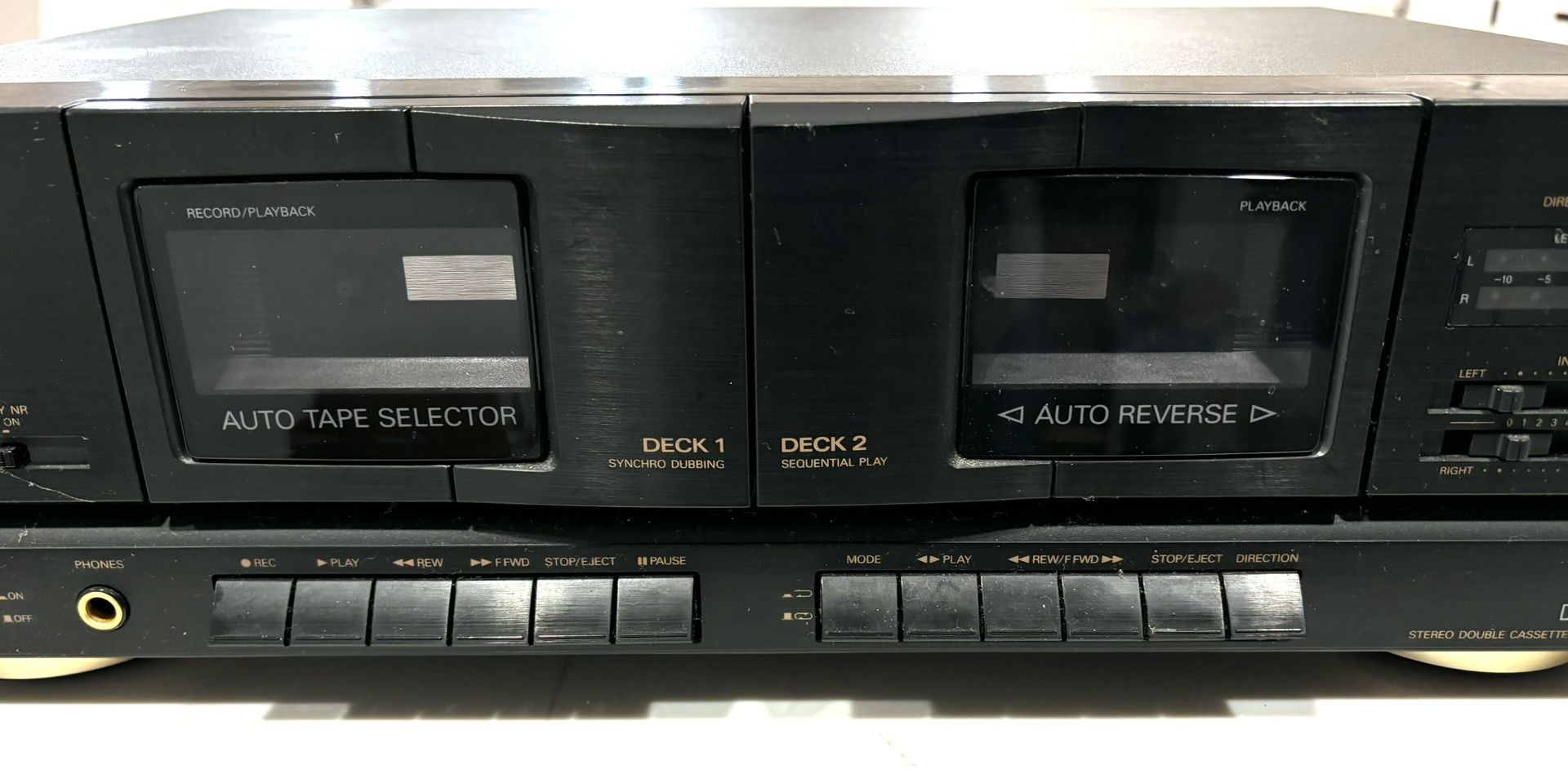 FISHER TAPE DOUBLE CASSETTE DECK CR-W883