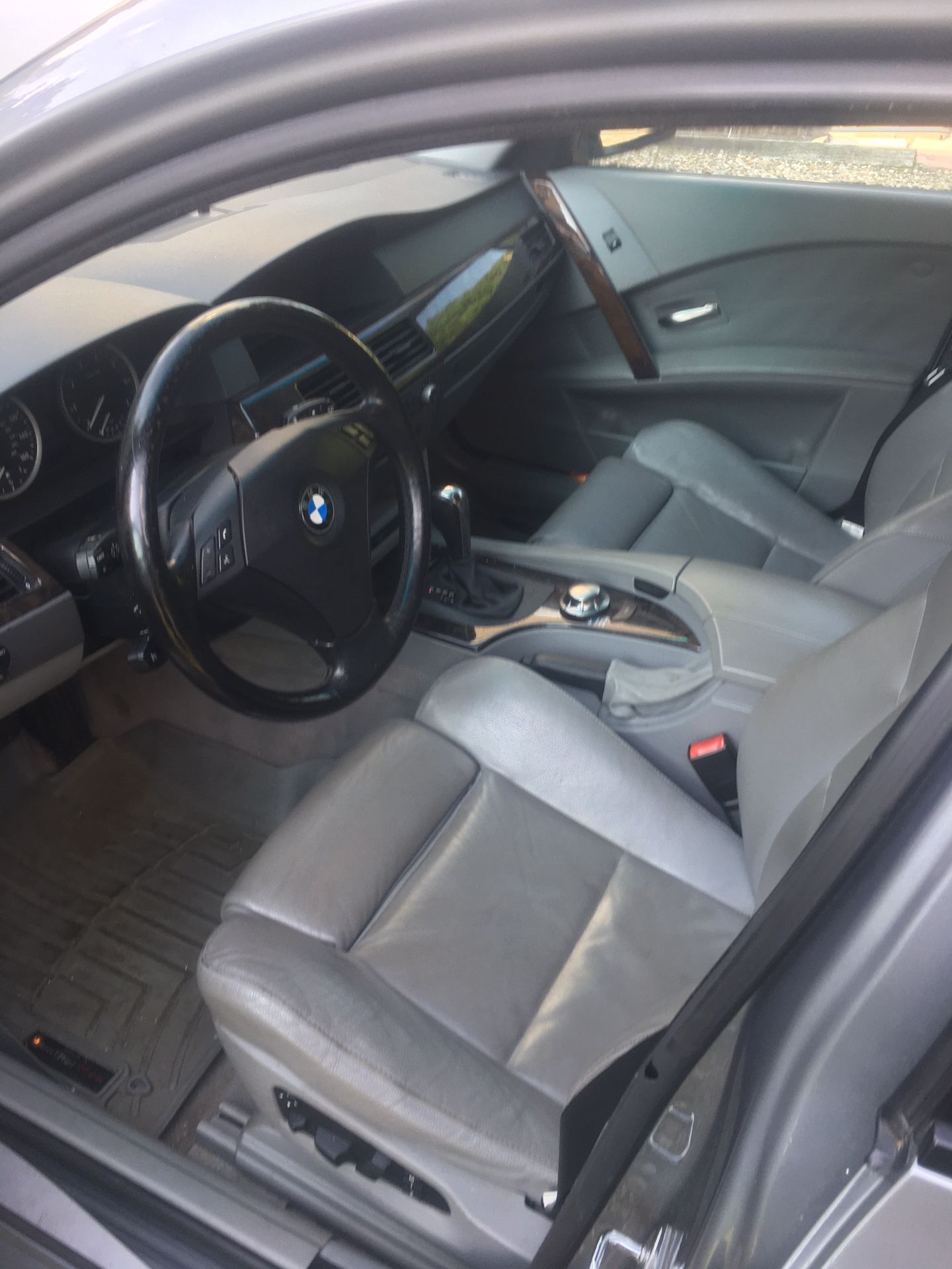 2004 BMW 5 Series