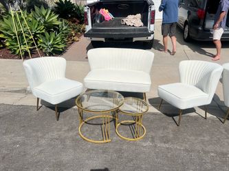 10 piece lounge set (two sets of what’s shown on first picture)