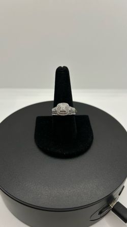 BRAND NEW 14KW 1.50CTW Bridal Set