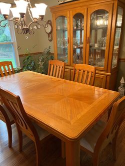 Oak Dining set and China Cabinet